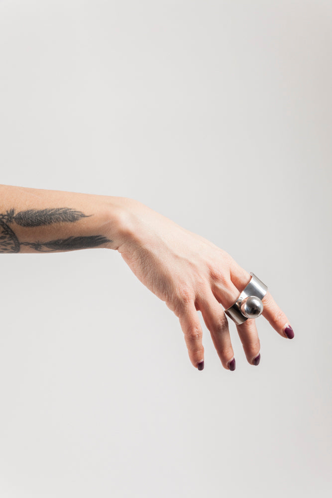 Sphere ring - Natural Born Humans Store