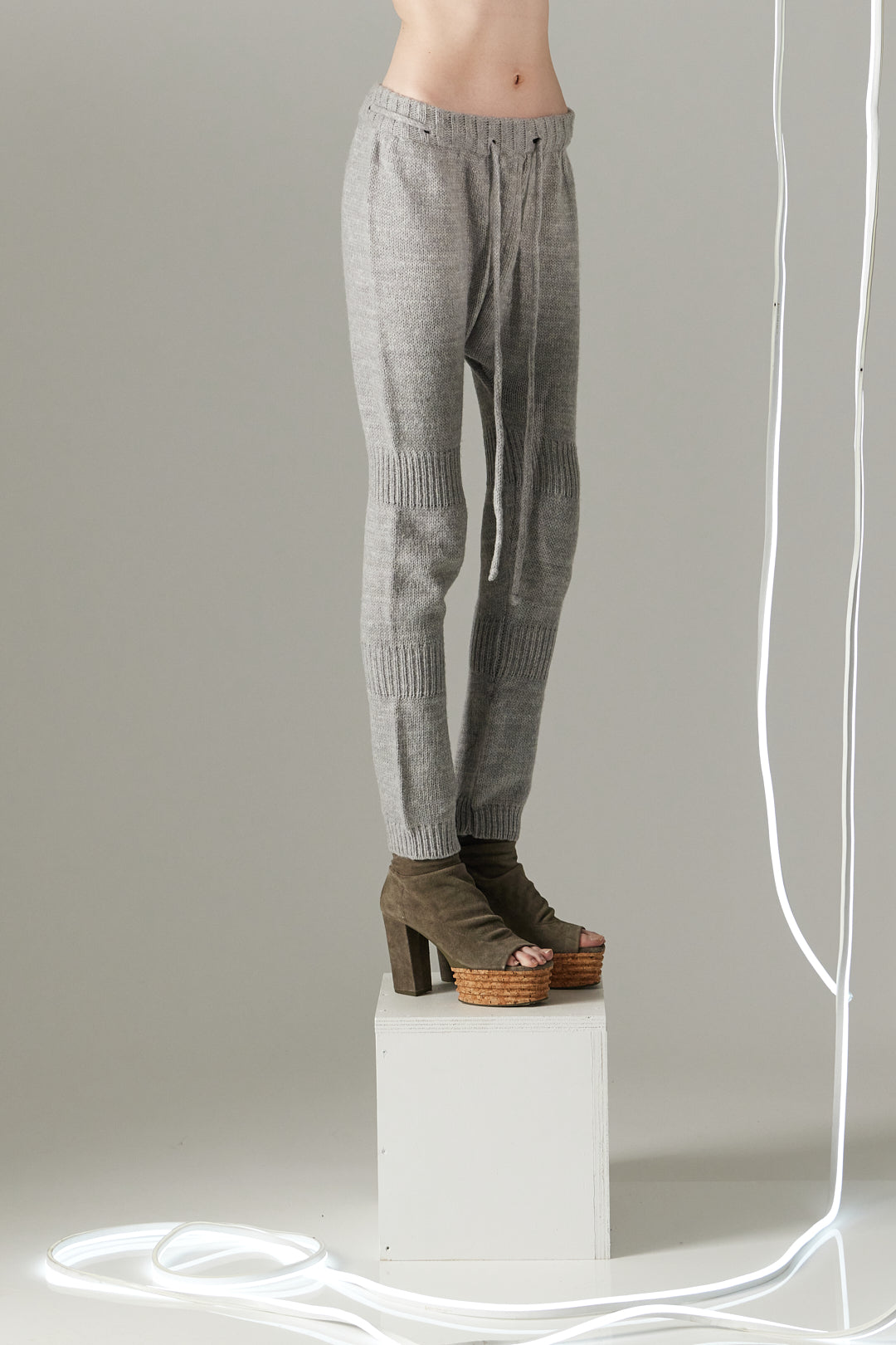 WORM PANT KNIT