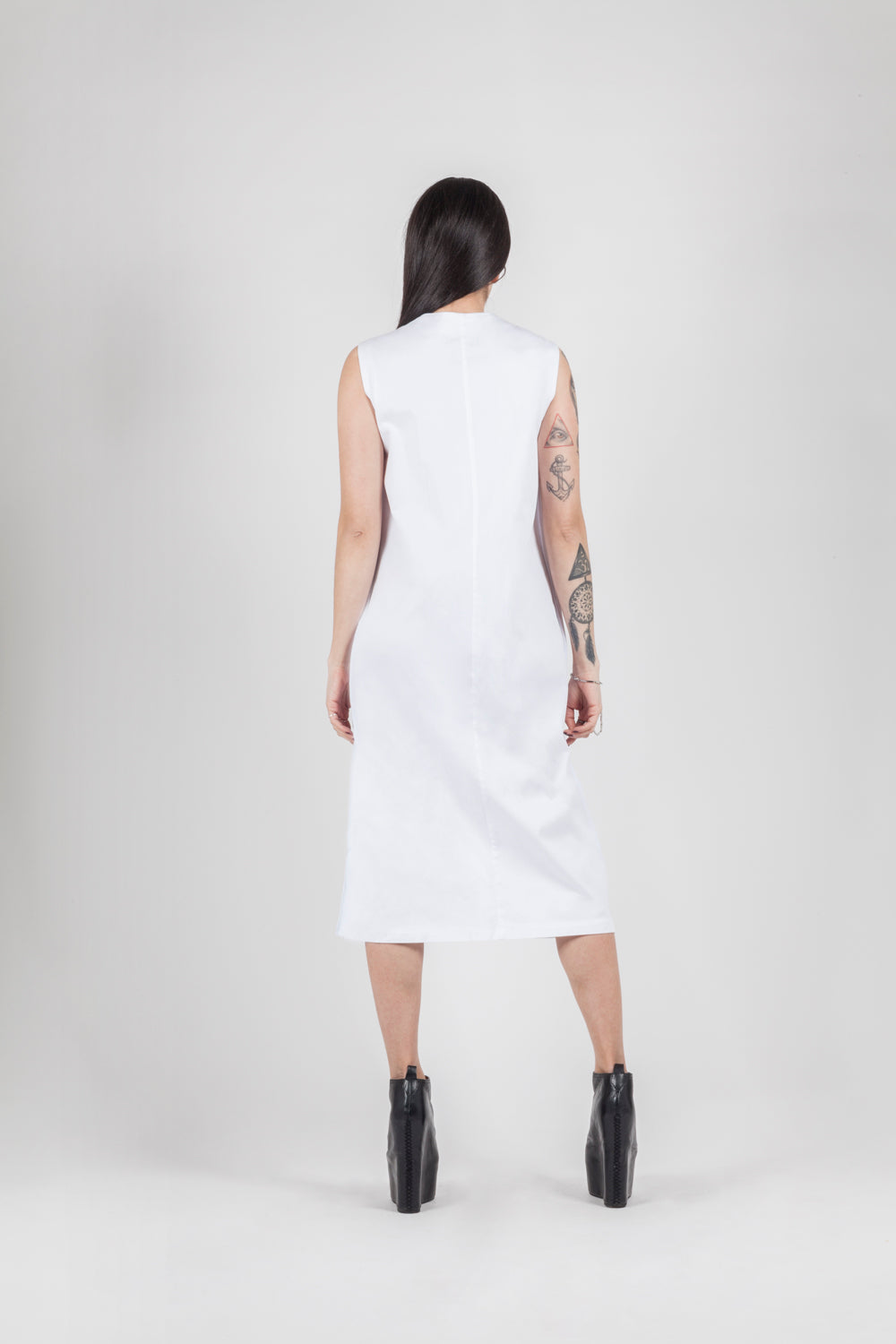 Long white bottons dress - Natural Born Humans Store